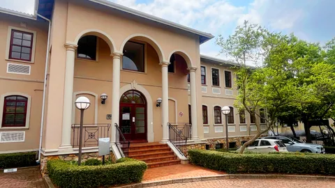 23 Impala Rd, Chislehurston, Sandton